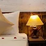 Luxury Backpakers Hotel