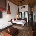 Cinnamon Cathedral Hotel