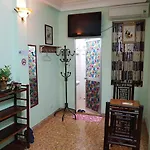 Hanu\'S House