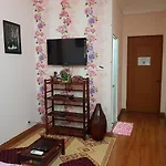 Hanu\'S House