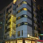 Rosarian Hotel