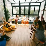 Backy Poshtel