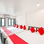 Oyo 258 Orchids 3 Hotel