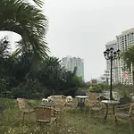 Anh Tri Flower Apartment