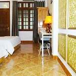 Hanoi Discovery Hotel
