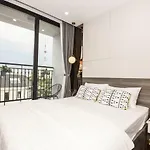 A Cosy Apartment In Vinhomes Green Bay Ha Noi