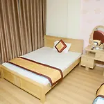 Nam Son Hotel