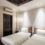 Bay Luxury - Hanoi Graceful Hotel 21 Hang Phen