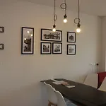Phuong Apartment Mipec Riverside