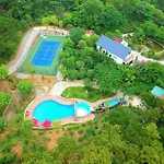 Rung Thong Xanh Resort