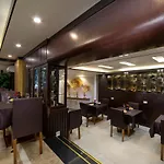 Splendid Star Grand Hotel And Spa