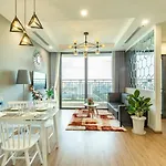 Vinhomes Green Bay Apartment - By Bayhomes