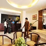 Golden River Hotel