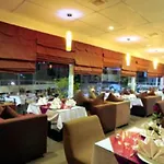 Golden River Hotel