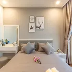 Vinhomes Green Bay Apartment - By Bayhomes