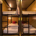 Reddoorz Hostel Near St. Joseph\'S Cathedral