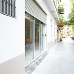 Lyn House - Service Apartment Hoang Quoc Viet