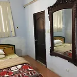 Spot On 981 Nam Phuong Motel Near Saigon Optical Hospital