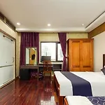 Oyo 1107 Dream Gold Hotel 1