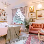 Eiffel Gallery Apartment