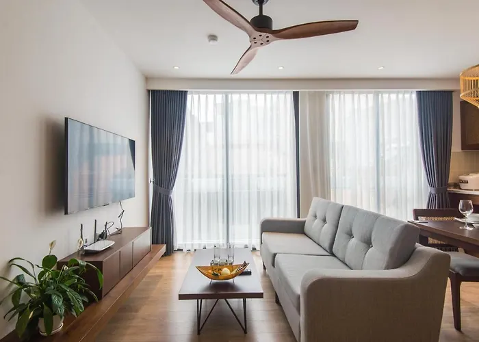 22Housing Hotel & Apartment 81 Linh Lang