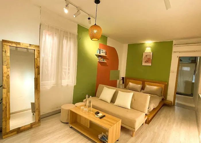 Migo Housing 1 - Beer Street - Old Quarter