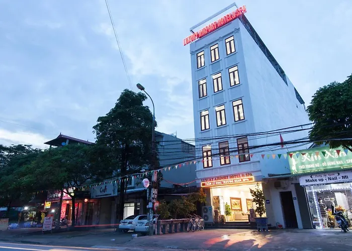 Luxury Airport Hotel