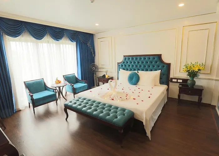 Royal Văn Phú Hotel