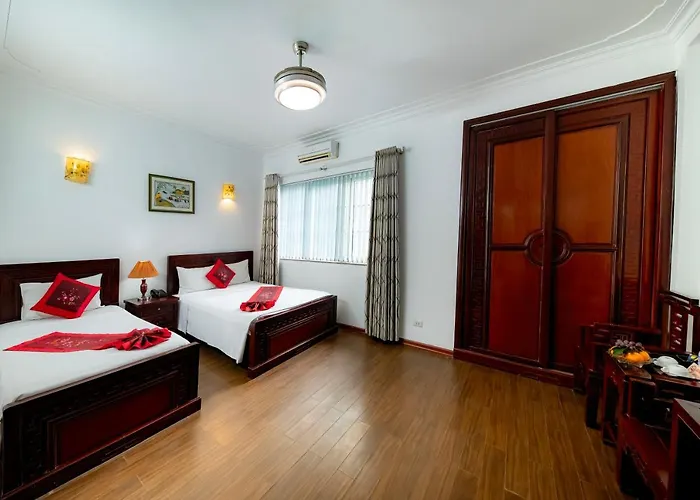 Phoenix Legend Hotel