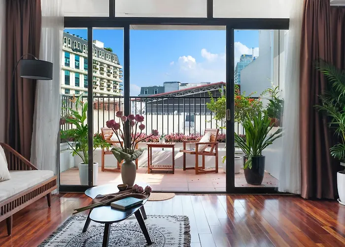 Luxe Paradise Suites Hotel 22 Nam Ngu Street