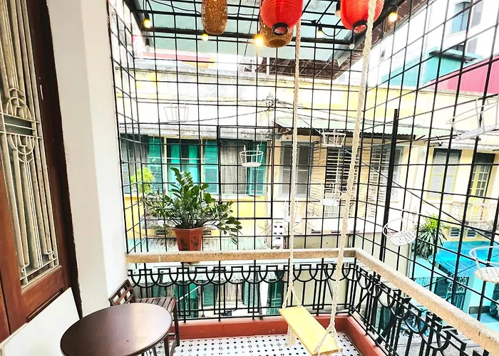 2Br Hoan Kiem