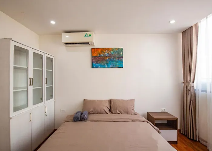 The Valley - Westlake Apartment