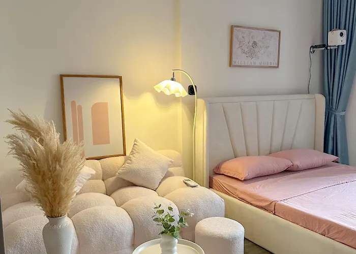 Bunny Bliss-Service Apartment