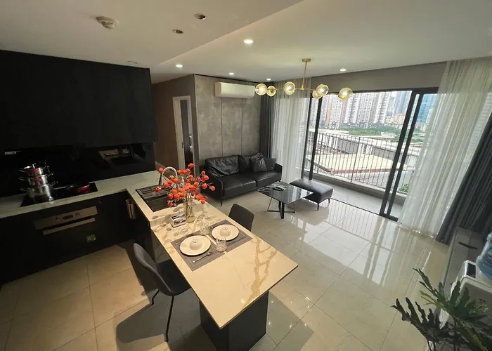 Lilyhome - Vinhomes D\'Capitale Services Apartment