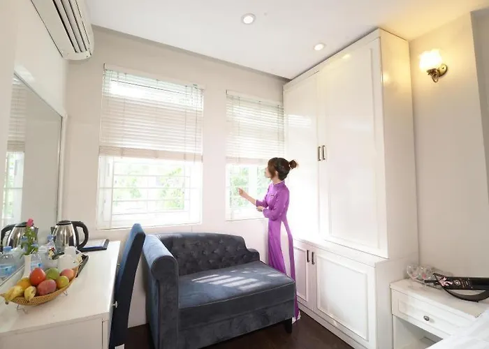 Hanoi Mai Charming Hotel & Travel