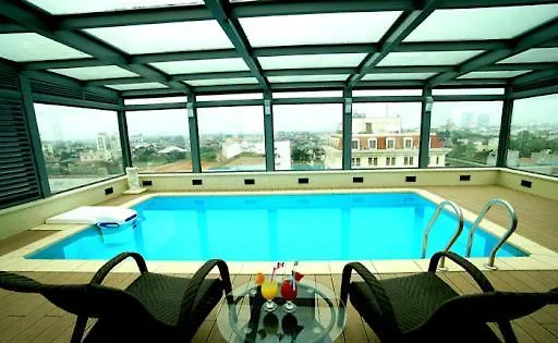 Skylark Hotel
