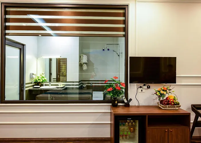Airport Classic Hotel & Travel