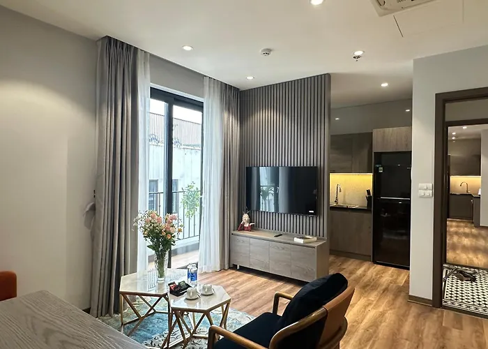 Luxe Paradise Suites Hotel To Ngoc Van