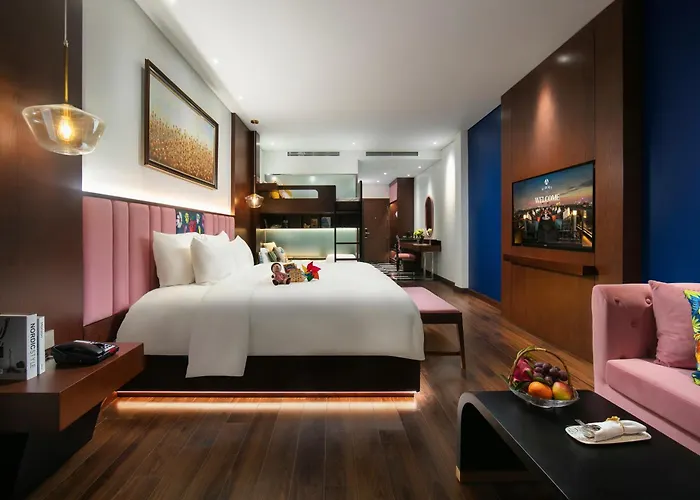 Aurora Central Hanoi Hotel