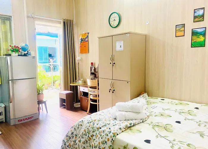 Cozy Homestay With Large Bed, Private Bathroom, Large Balcony