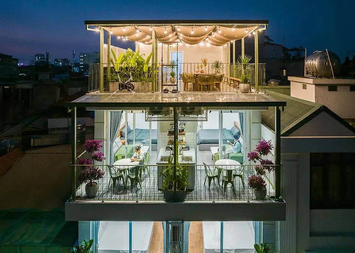 Xeoxo Premium Building With Rooftop Pool