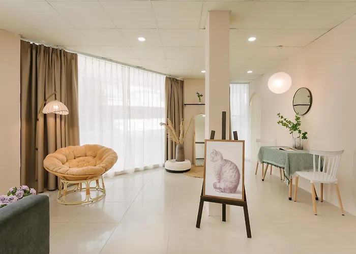 Ann\'S Home
