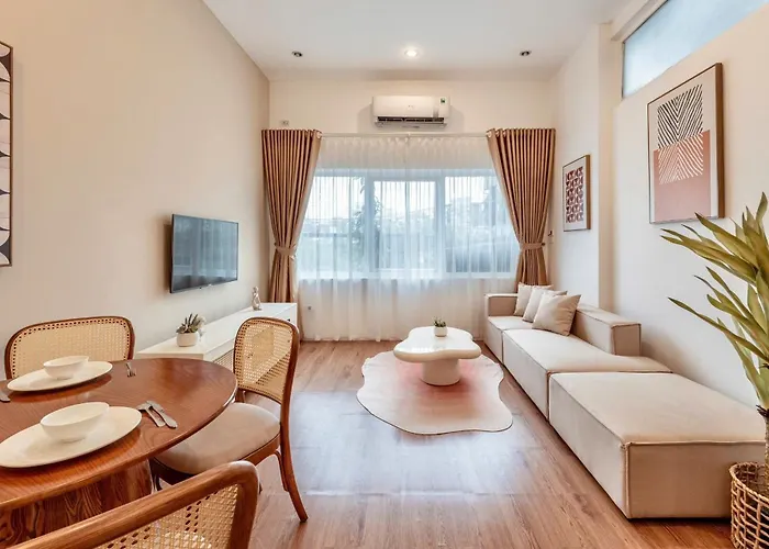 Annam Panorama Lakeview - Garden & Balcony - Westlake