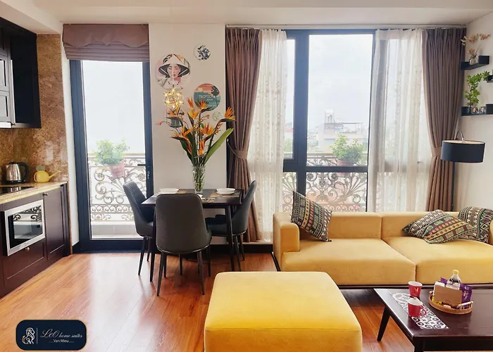 Home Suites -Natural Light -Projector -Spacious - 2Br Incenter