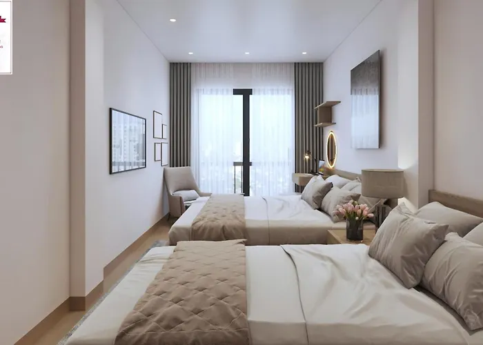Le Petit Hotel & Travel