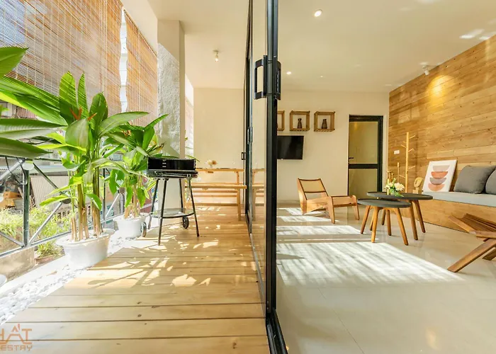 Hanoi Heritage Hideaway- Homestay Chat - Private Self-Check-In