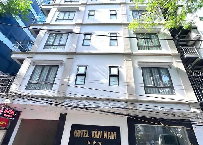 Van Nam Hotel By Onhotelrooms