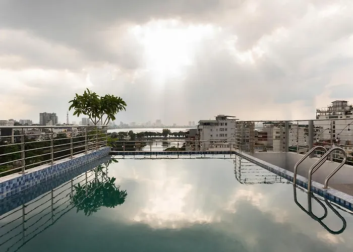 Luxe Paradise Suites Hotel & Spa