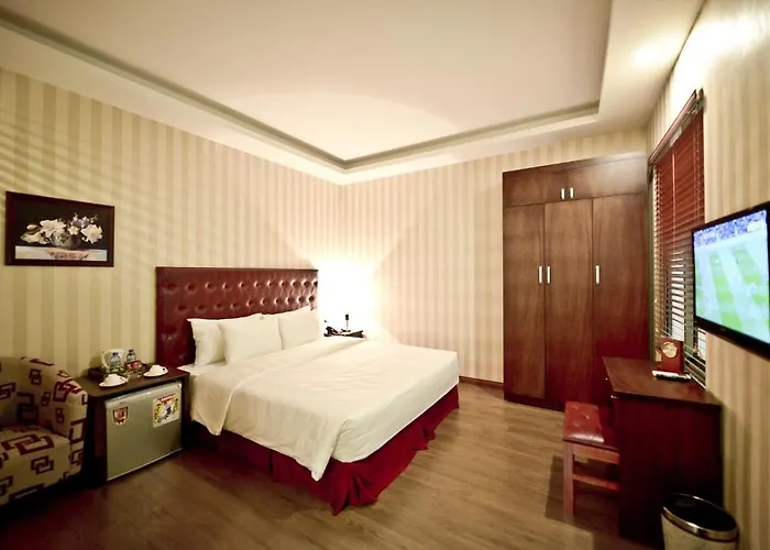 My Hotel Night Hanoi
