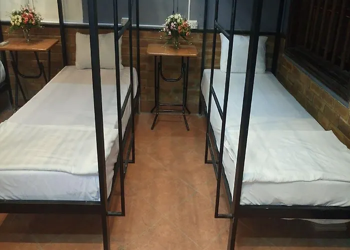 Hanoi Bluestar Hostel 2